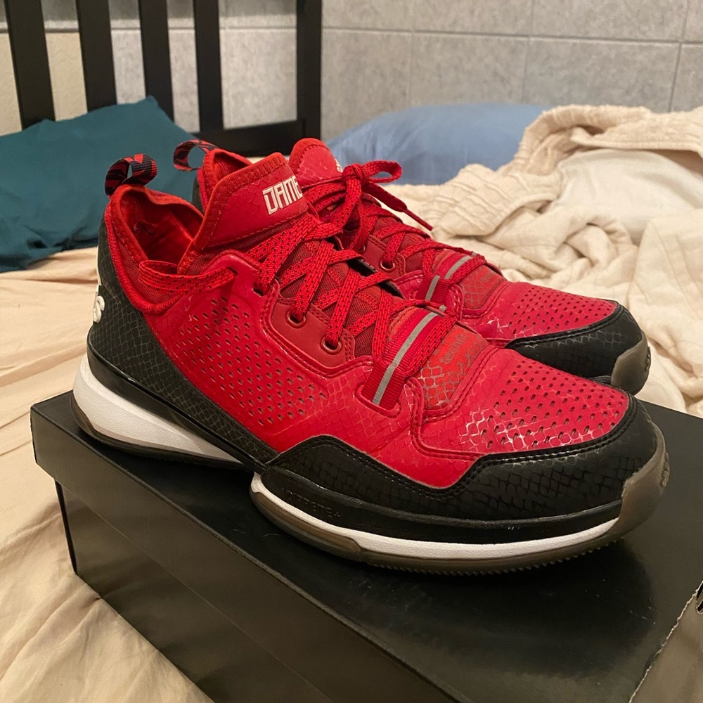 Damian Lillard dame 1 Adidas
